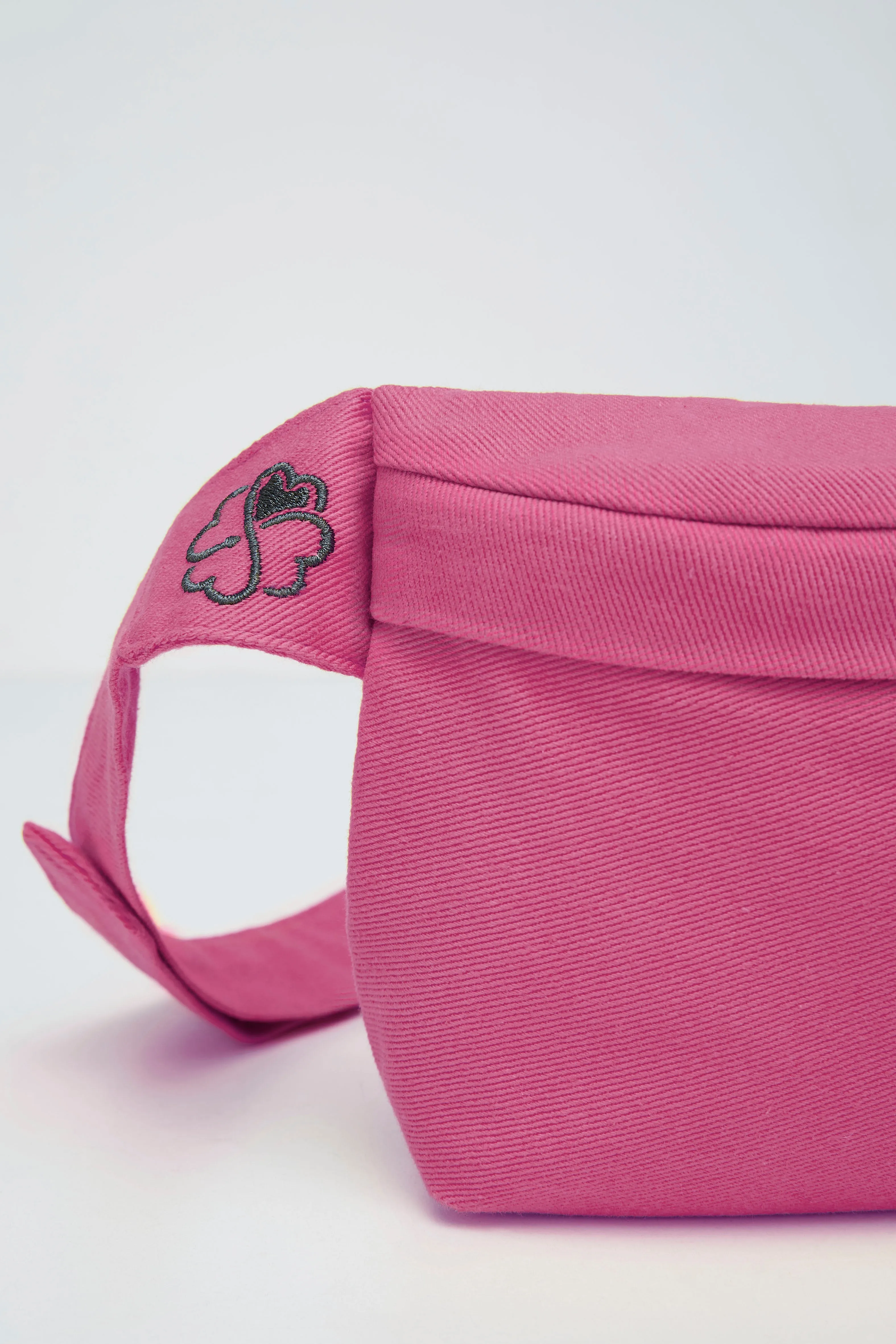 100% Recycled Fanny Bag Pink