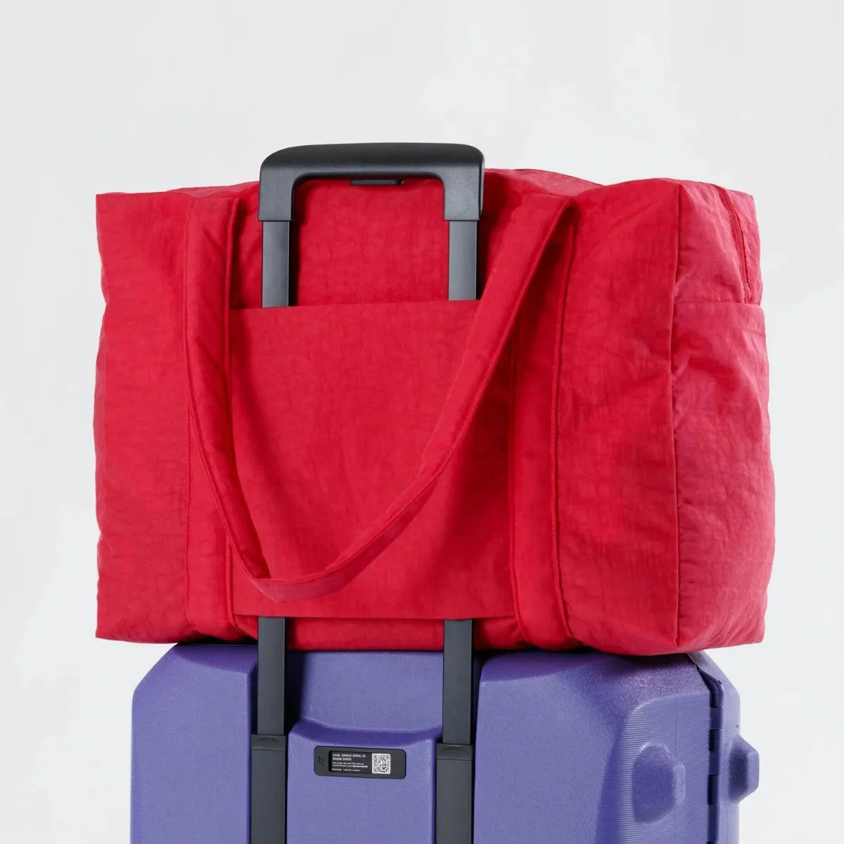 Baggu Cloud Carry-on in Candy Apple